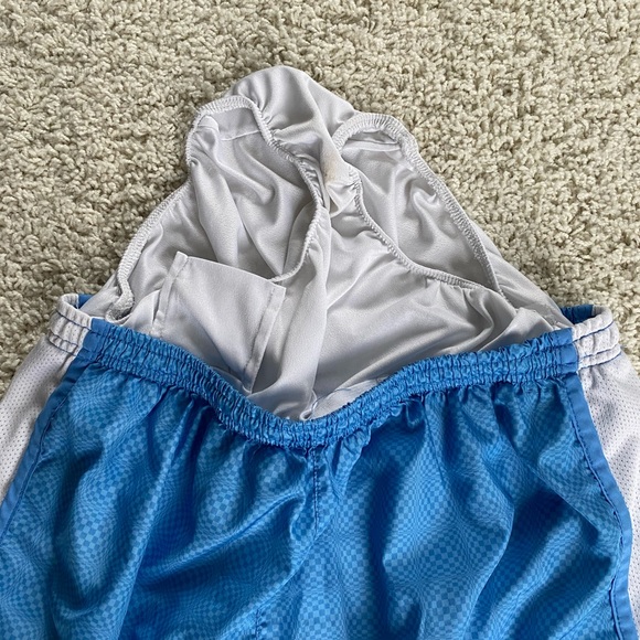 Blue running shorts, brand unknown, size medium - Picture 4 of 5